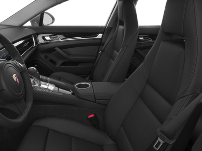 2016 Porsche Panamera 4