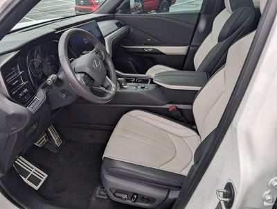 2025 Lexus TX 350 F SPORT Handling