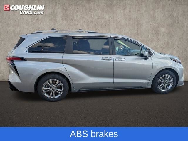 2021 Toyota Sienna Platinum 7 Passenger