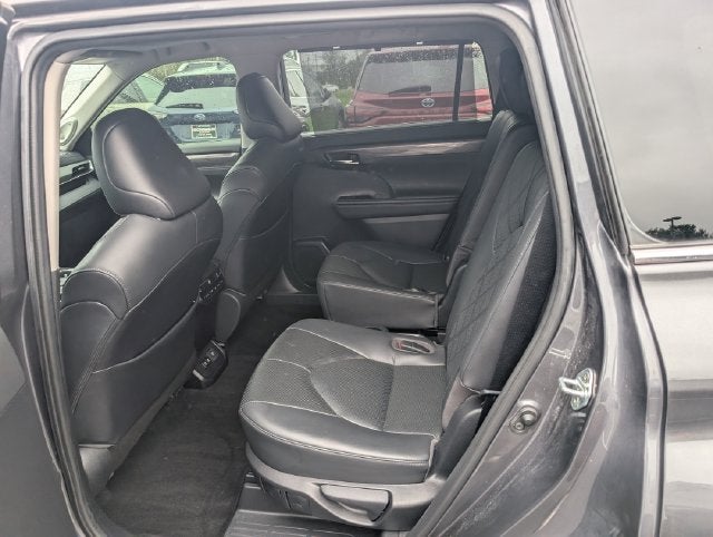 2020 Toyota Highlander Platinum