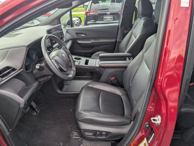2024 Toyota Sienna XSE 7 Passenger