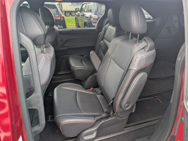 2024 Toyota Sienna XSE 7 Passenger