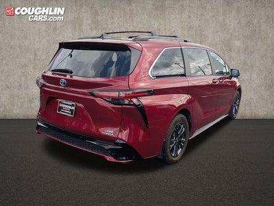 2024 Toyota Sienna XSE 7 Passenger