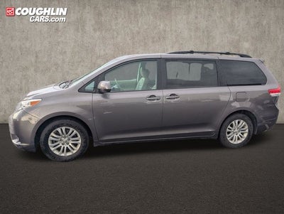 2011 Toyota Sienna XLE