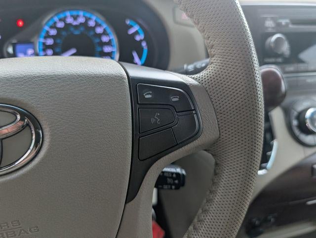 2011 Toyota Sienna XLE