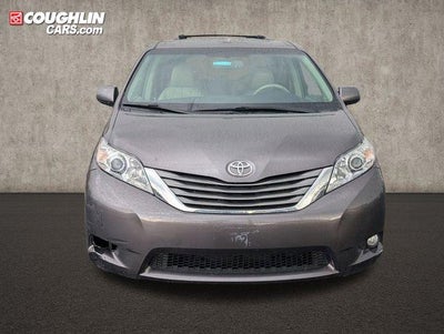 2011 Toyota Sienna XLE
