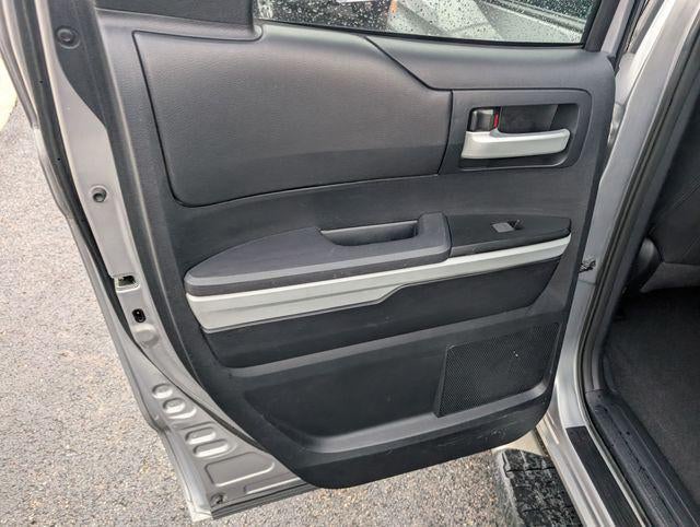 2014 Toyota Tundra SR5