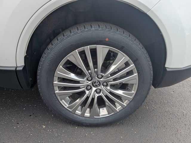 2023 Toyota Venza XLE
