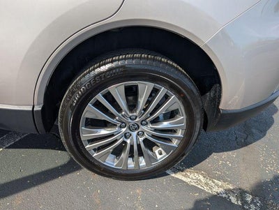 2023 Toyota Venza XLE