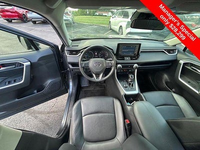 2022 Toyota RAV4 Hybrid XLE Premium