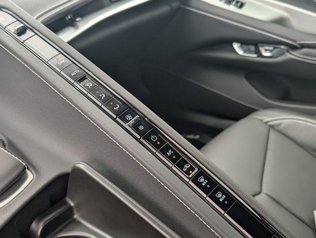 2025 Chevrolet Corvette 1LZ