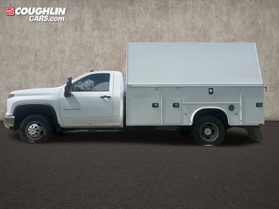 2025 Chevrolet Silverado 3500HD CC Work Truck