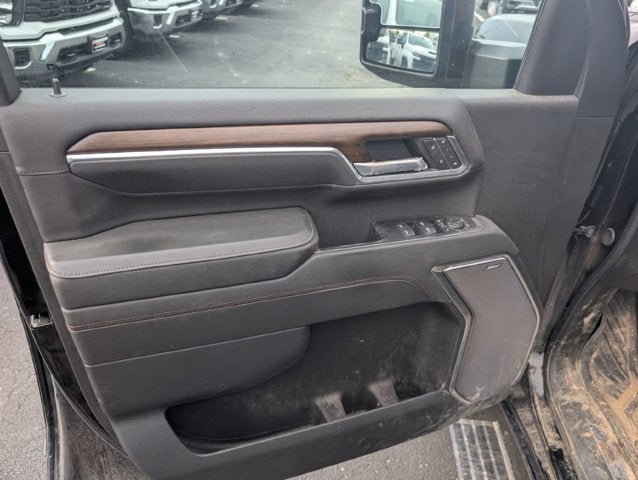 2025 Chevrolet Silverado 3500HD High Country