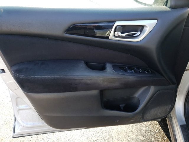 2014 Nissan Pathfinder SV