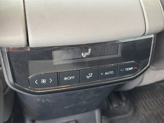 2020 Toyota Highlander L