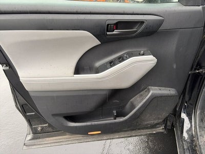 2020 Toyota Highlander L