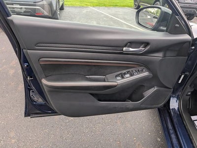 2022 Nissan Altima 2.0 SR