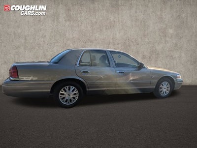2004 Ford Crown Victoria LX