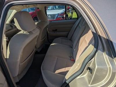 2004 Ford Crown Victoria LX