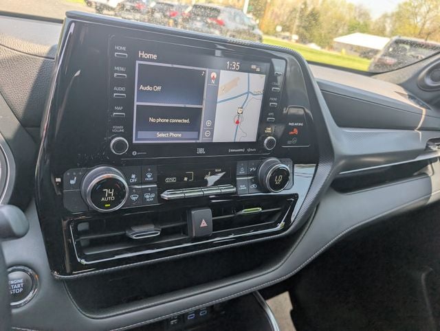 2022 Toyota Highlander XSE
