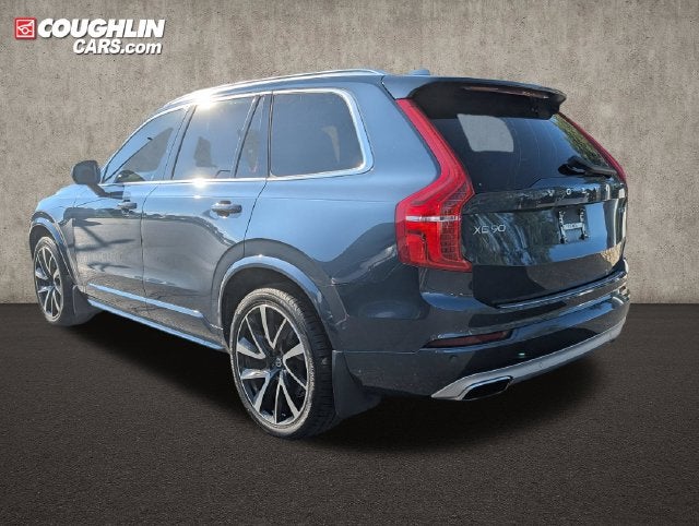 2021 Volvo XC90 Momentum