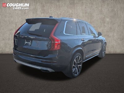 2021 Volvo XC90 Momentum