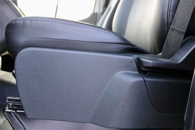 2024 Ford Transit Passenger Wagon XL