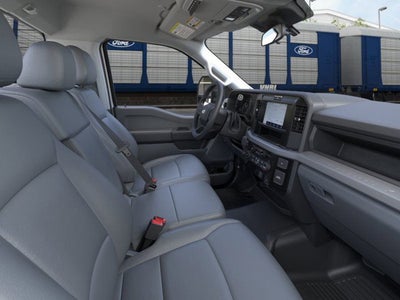 2025 Ford Super Duty F-600 DRW XL