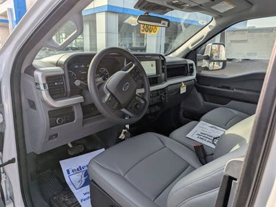 2026 Ford Super Duty F-550 Dually XL