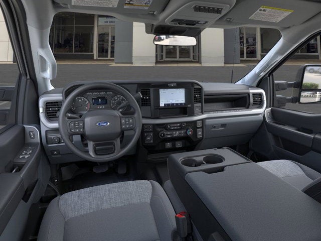 2026 Ford Super Duty F-550 Dually XLT