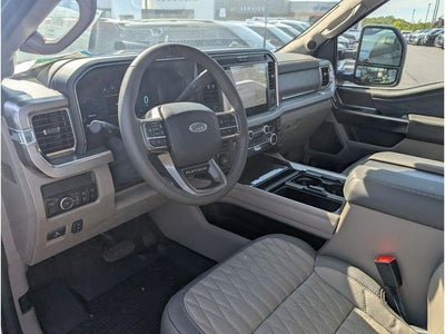 2025 Ford Super Duty F-350 Platinum