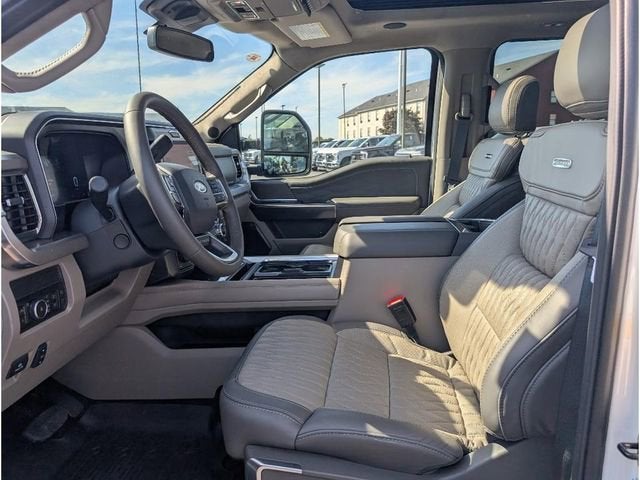 2025 Ford Super Duty F-350 Platinum