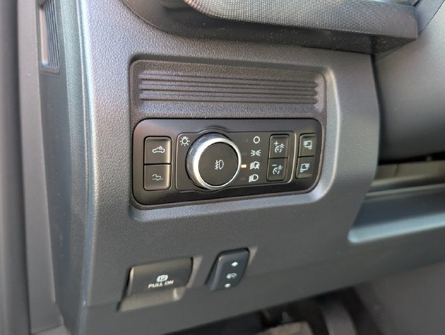 2027 Ford F-350SD Platinum