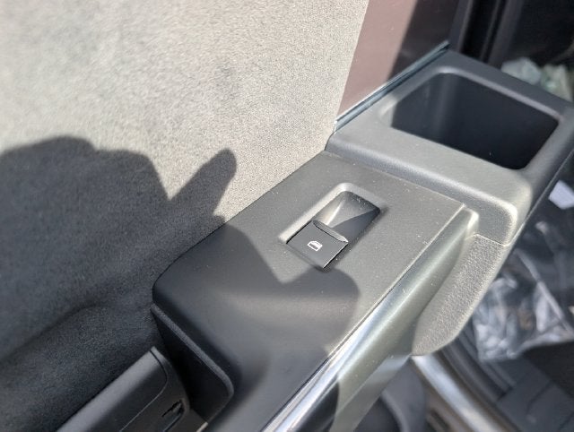 2027 Ford F-350SD Platinum