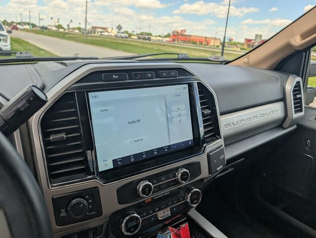 2022 Ford F-350SD Lariat