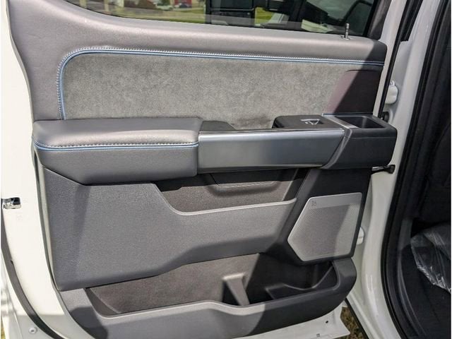 2026 Ford Super Duty F-350 Platinum