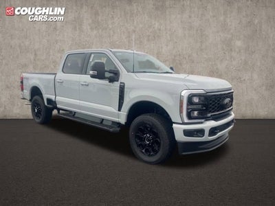 2026 Ford Super Duty F-350 LARIAT