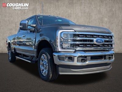 2026 Ford Super Duty F-350 LARIAT