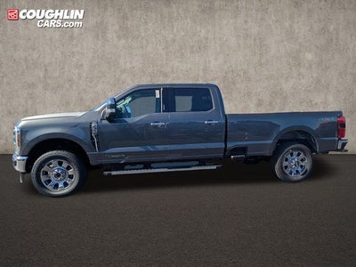 2026 Ford Super Duty F-350 LARIAT