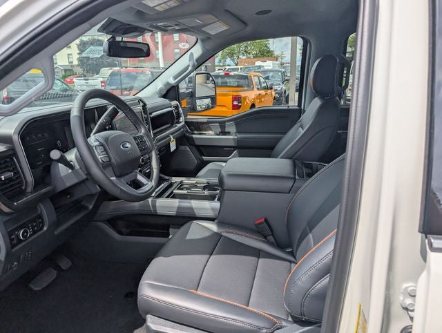 2026 Ford F-350SD Lariat DRW