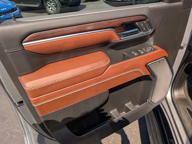 2025 GMC Sierra 2500HD Denali Ultimate