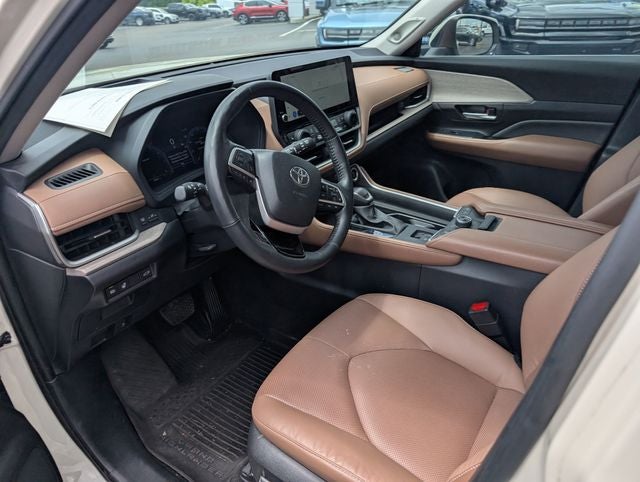 2024 Toyota Grand Highlander Platinum