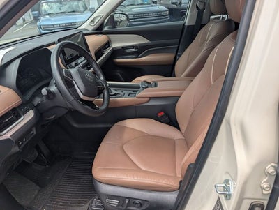 2024 Toyota Grand Highlander Platinum