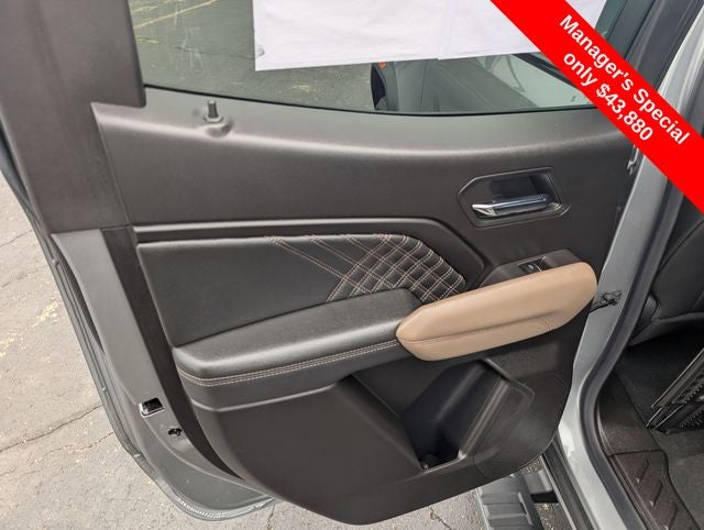 2023 GMC Canyon 4WD Denali