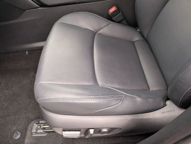 2023 Toyota Venza XLE