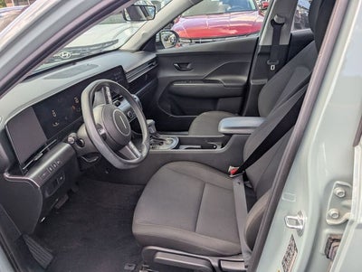2025 Hyundai Kona SE