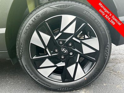 2025 Hyundai Kona SEL Convenience