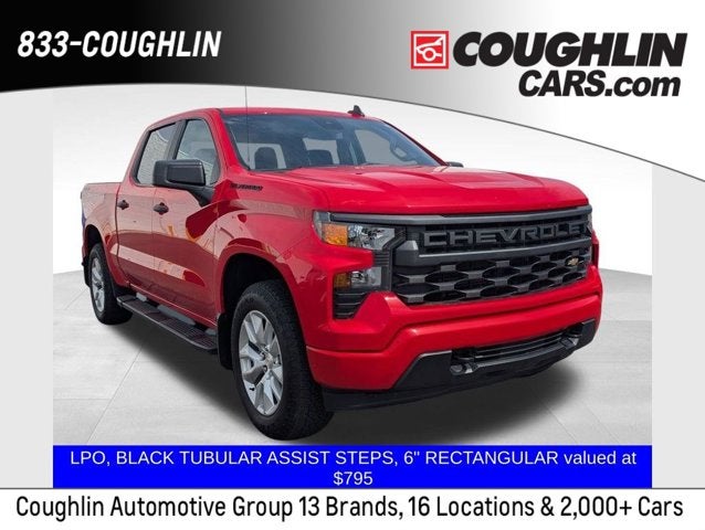 2023 Chevrolet Silverado 1500 4WD Crew Cab 147" Custom