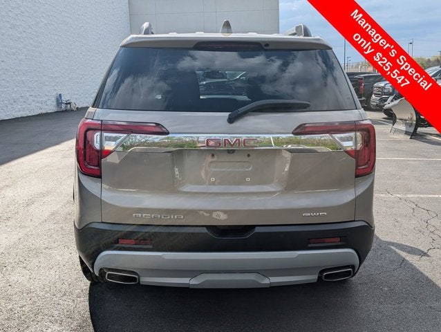 2023 GMC Acadia SLT