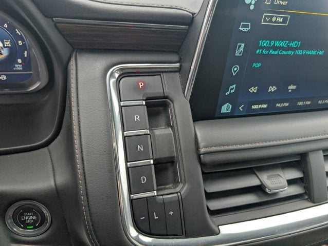 2023 Chevrolet Suburban High Country